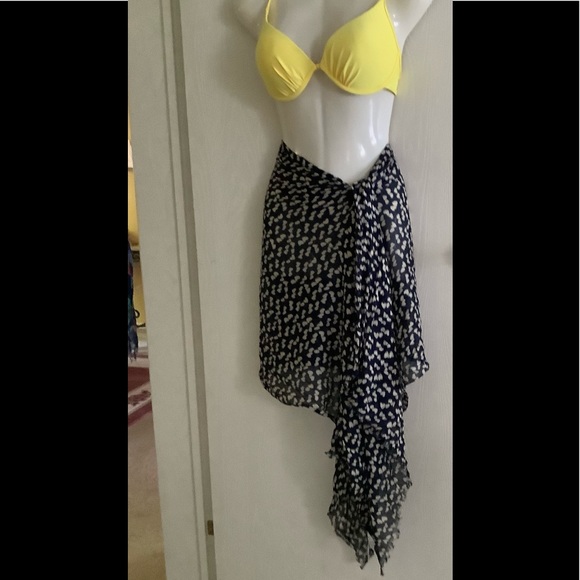 J Crew Sarong or Scarf New with tag navy blue hearts Fringe one size Ver… - Picture 2 of 15